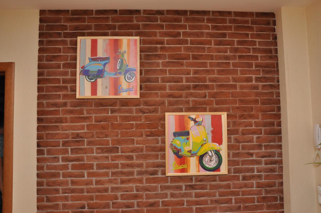 Art Hostel Almaty Eksteriør billede