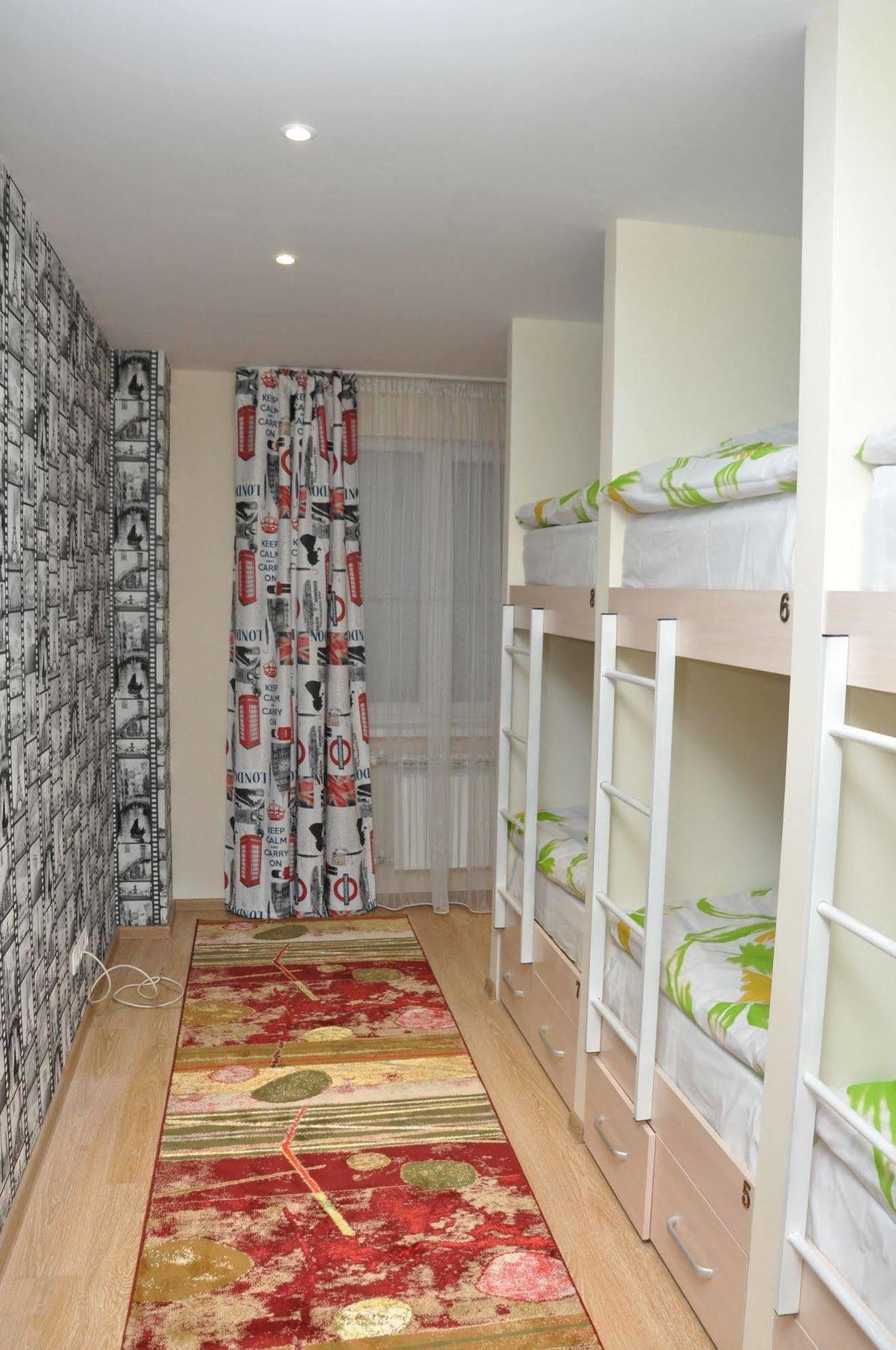Art Hostel Almaty Eksteriør billede